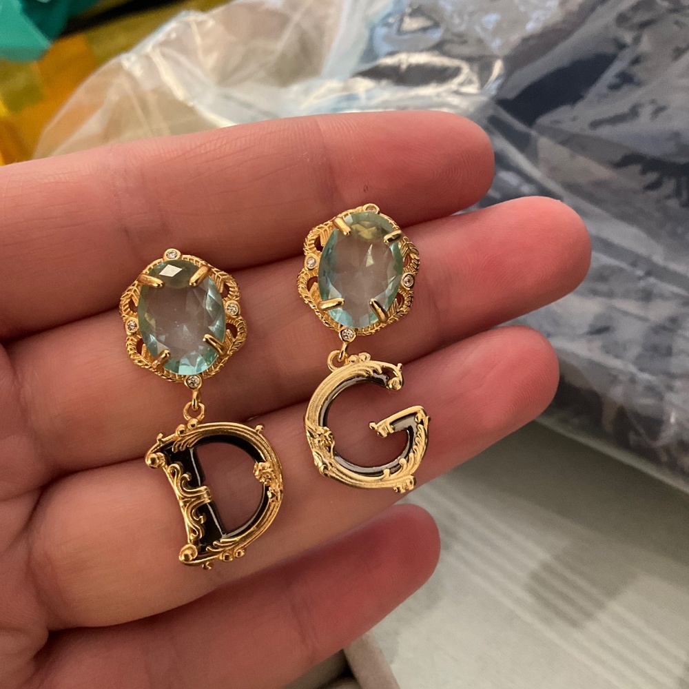 DG earrings - Picture 3 of 3